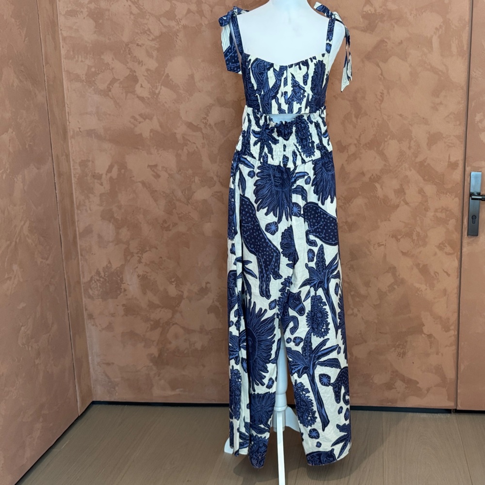 Floral Blue and White two piece